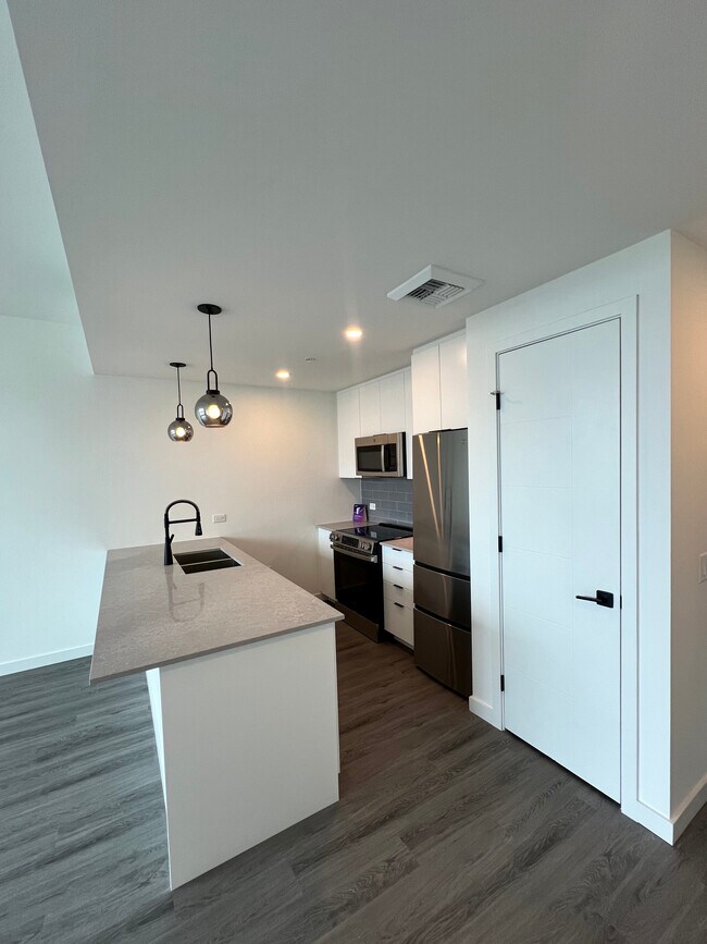 109 NW 27th St, Unit A3