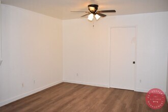 3815 Van Dyke Ave in San Diego, CA - Building Photo - Building Photo