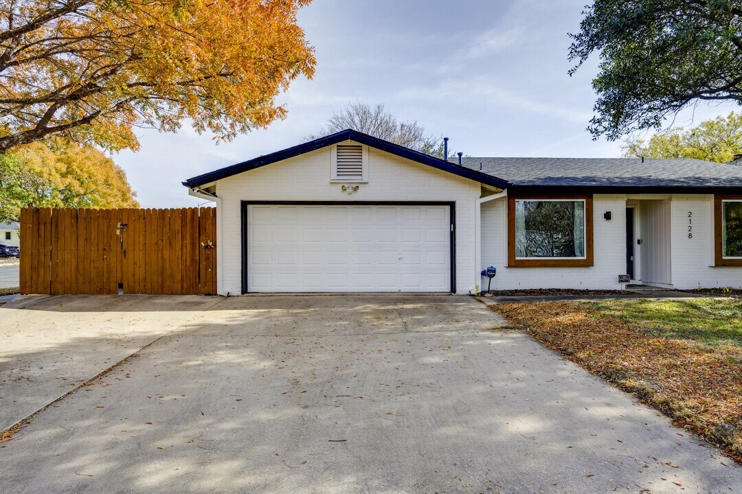 2128 Elysian Fields in Austin, TX - Building Photo