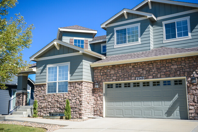 2349 Dogwood Cir in Erie, CO - Foto de edificio - Building Photo