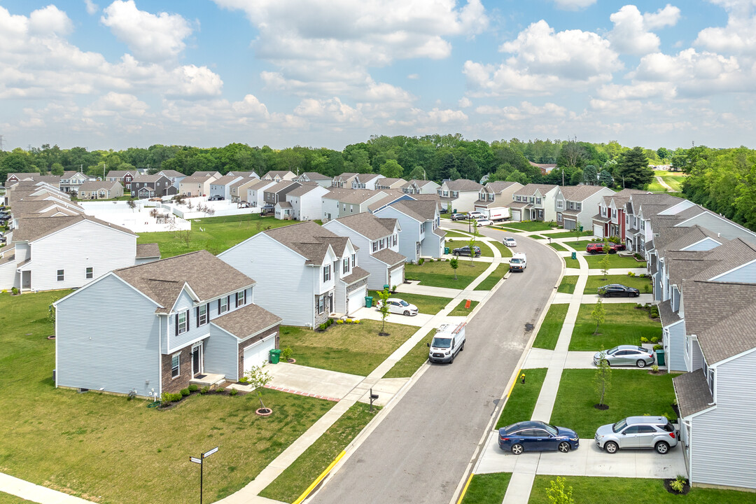 Bixby Grove in Groveport, OH - Building Photo