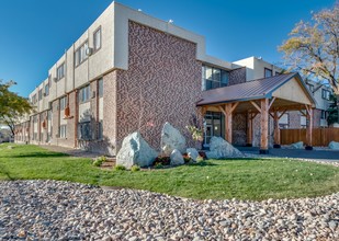 Skyview in Pueblo, CO - Building Photo - Building Photo