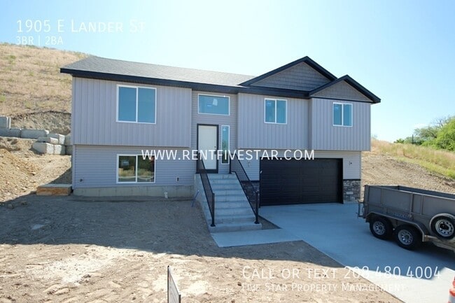 property at 1905 E Lander St