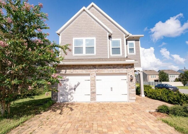 property at 2670 Fawn Point Dr
