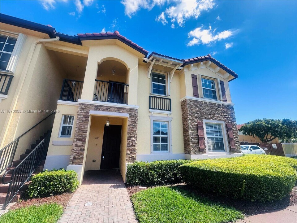 1420 NE 33rd Ave in Homestead, FL - Building Photo