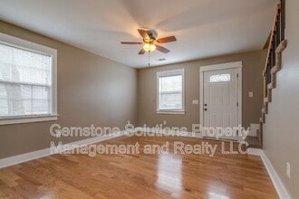 1220 Berry St in Nashville, TN - Building Photo - Building Photo