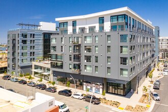 Orion Apartments in Oakland, CA - Foto de edificio - Building Photo