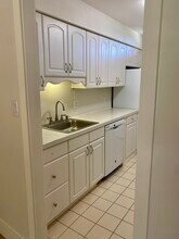 700 Melrose Ave in Winter Park, FL - Foto de edificio - Building Photo