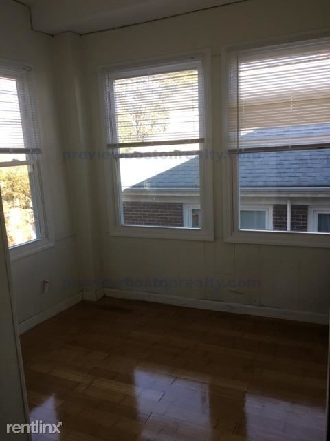 256 Corey Rd-Unit -APT# 2-R in Boston, MA - Building Photo - Building Photo