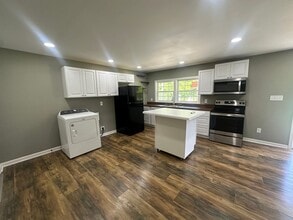 227 Long St in Talladega, AL - Building Photo - Building Photo