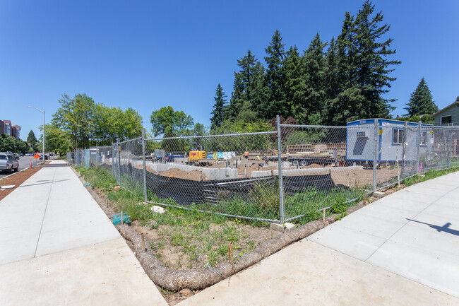 Cherry Blossom Condominiums in Portland, OR - Building Photo - Building Photo