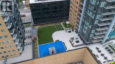 108 Garment St in Kitchener, ON - Building Photo - Building Photo