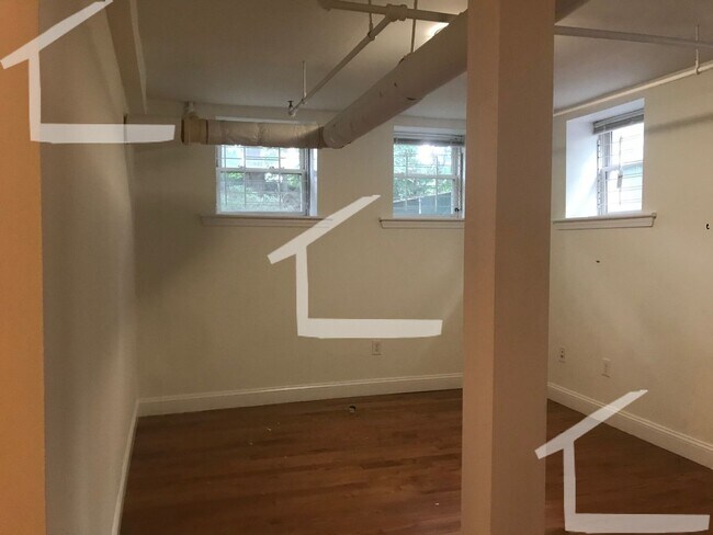 property at 3 Camelot Ct