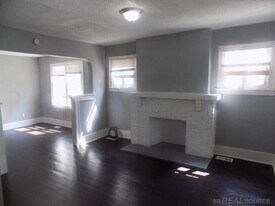 6334 Tuxedo St in Detroit, MI - Building Photo
