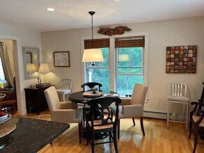 124 Mt Pleasant Ave in Gloucester, MA - Building Photo - Building Photo
