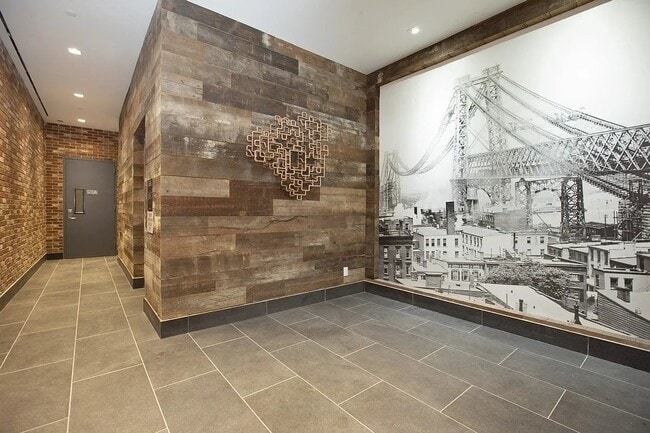 164 Attorney St, Unit 302