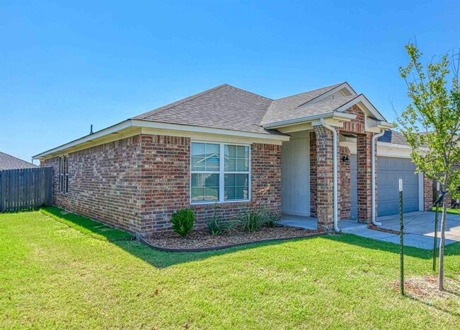 3232 Mt Nebo Dr in Yukon, OK - Building Photo - Building Photo