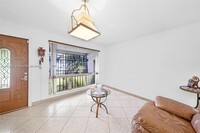 3718 Taft St in Hollywood, FL - Foto de edificio - Building Photo