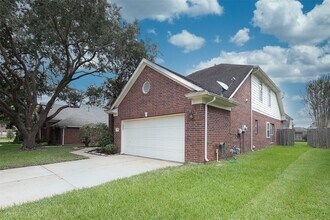 2407 Hanston Ct in Pearland, TX - Building Photo - Building Photo
