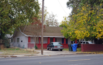 1250-1252 Arcade Blvd in Sacramento, CA - Building Photo - Building Photo