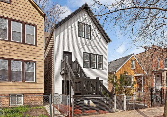 2980 N Ridgeway Ave, Unit #1
