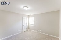 130 Ashford Ln photo'