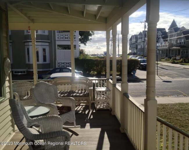 17 Surf Ave in Ocean Grove, NJ - Building Photo - Building Photo