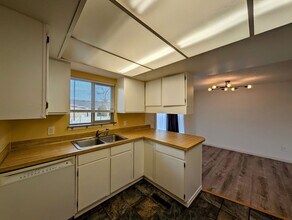 1312 Springwater Ave in Wenatchee, WA - Building Photo - Building Photo