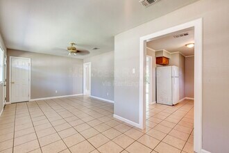 6569 Cortez Cir in Ocean Springs, MS - Building Photo - Building Photo