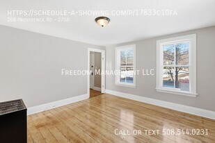 268 Providence Rd in Grafton, MA - Building Photo