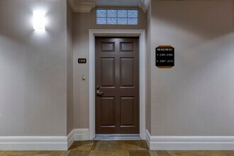 550 Park Blvd in San Diego, CA - Foto de edificio - Building Photo