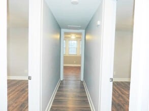 3752 Northampton Rd in Cleveland Heights, OH - Building Photo - Building Photo