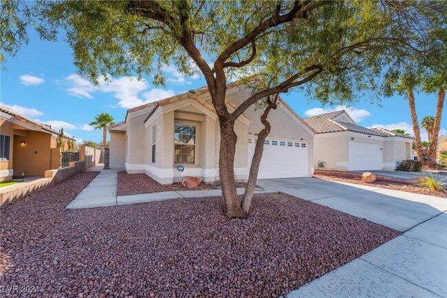 8681 Buttercreek Way in Las Vegas, NV - Building Photo - Building Photo