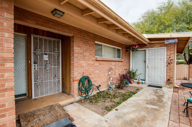 3015 N Cherry Ave in Tucson, AZ - Building Photo - Building Photo