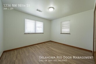 1236 NW 98th St in Oklahoma City, OK - Building Photo - Building Photo