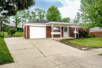 366 Randy Dr in Dayton, OH - Building Photo - Building Photo