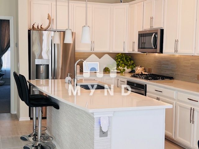 10965 Cannes Memorial Dr in Houston, TX - Building Photo - Building Photo