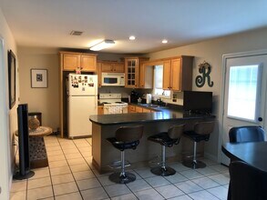 1504 Mildred Dr in Murray, KY - Building Photo - Building Photo