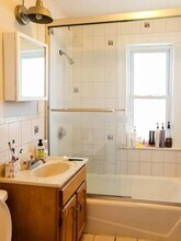 197 College Ave, Unit 3 in Somerville, MA - Building Photo - Building Photo