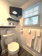 8 Beechwood Rd in New Hartford, NY - Building Photo - Building Photo