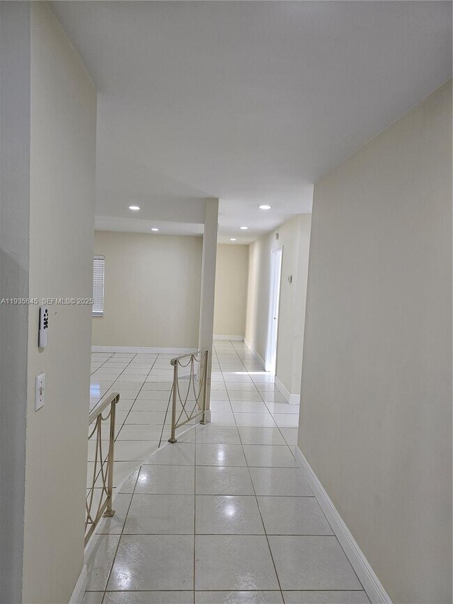 3580 NW 110th Ln in Coral Springs, FL - Building Photo - Building Photo