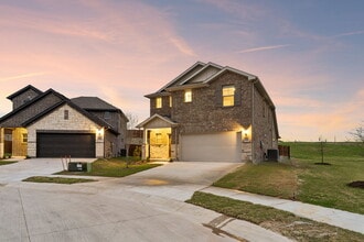 702 Dotty Dr in McKinney, TX - Building Photo - Building Photo