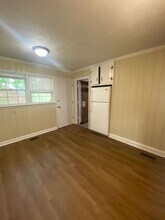 3227 Cliffdale Rd in Fayetteville, NC - Building Photo - Building Photo