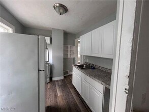 3672 E 118th St in Cleveland, OH - Building Photo - Building Photo