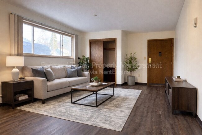 320 6th St S in Moorhead, MN - Building Photo - Building Photo