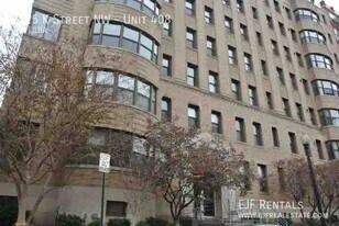 2515 K St NW in Washington, DC - Building Photo