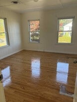 91 Russell St, Unit 2nd floor in Middletown, CT - Building Photo