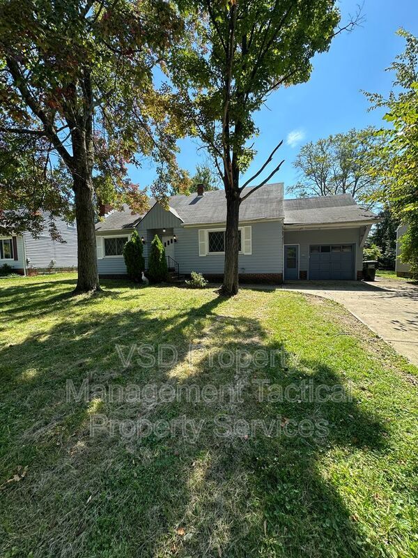 property at 130 Palmetto Ave