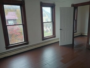 16-18-18 Orchard St in Auburn, NY - Building Photo - Building Photo