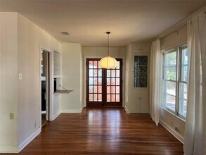 1607 Dexter St in Austin, TX - Building Photo - Building Photo